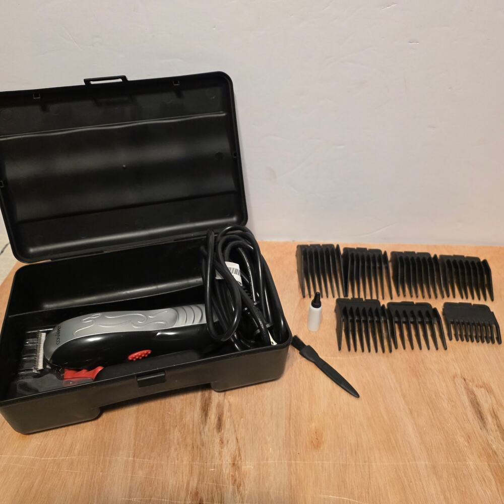 Conair Pet Home Grooming Kit #PGRDC Series CPG50 7 guides, oil, brush